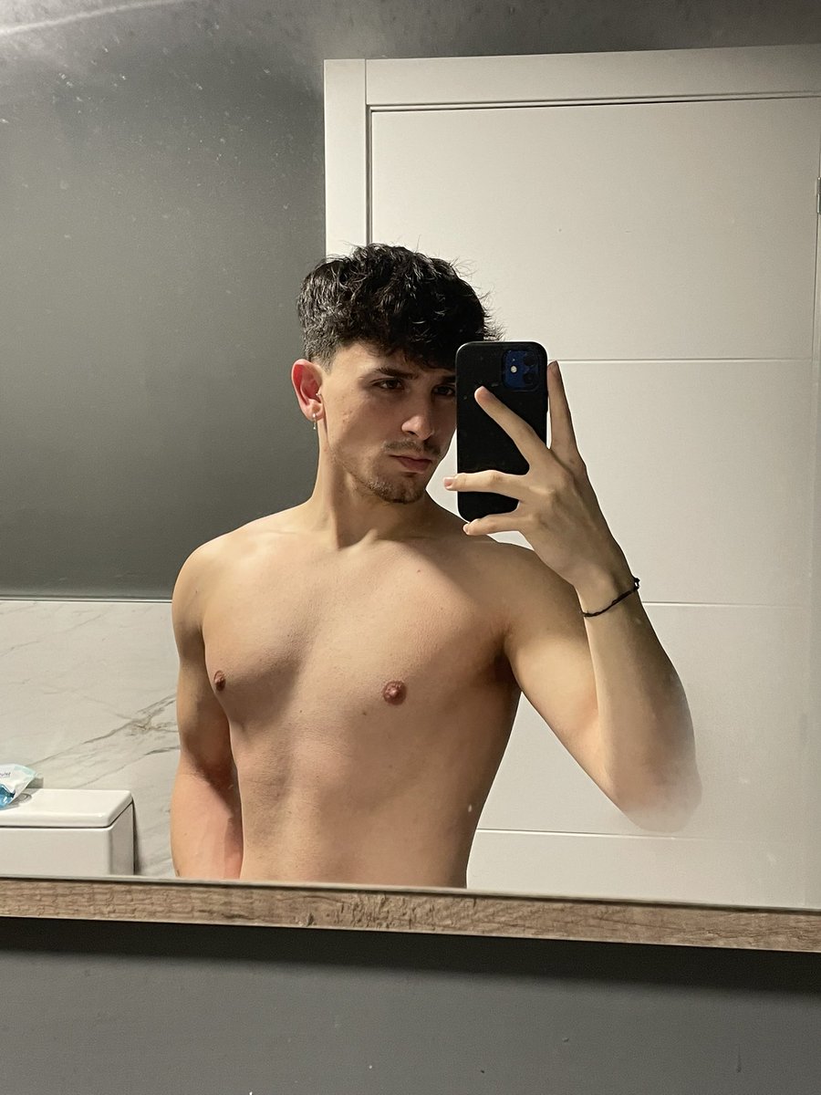 dededeoon's tweet image. FULL DRAG // OUT OF DRAG