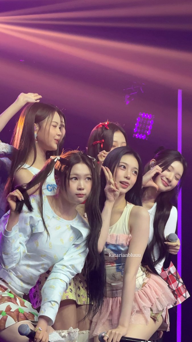 yourmlly's tweet image. BEAUTIFUL GIRLS

#Hearts2Hearts #H2H
#SpotifyWrappedLiveIndonesia