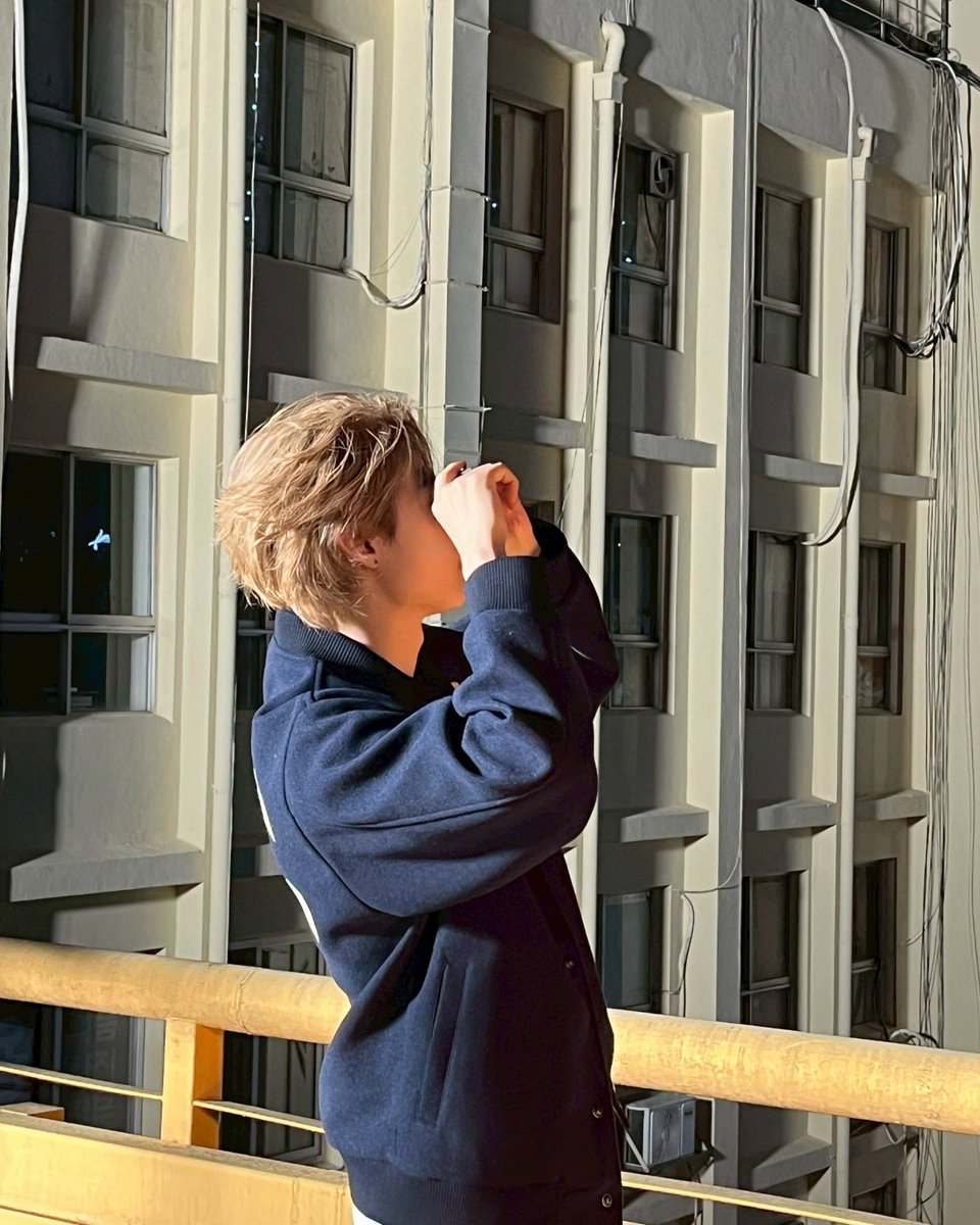 🎬 - 04.12.25

Jihoon a posté pour l'anniversaire de Doyoung

#JIHOON #지훈
🌹 —— #트레저 #TREASURE