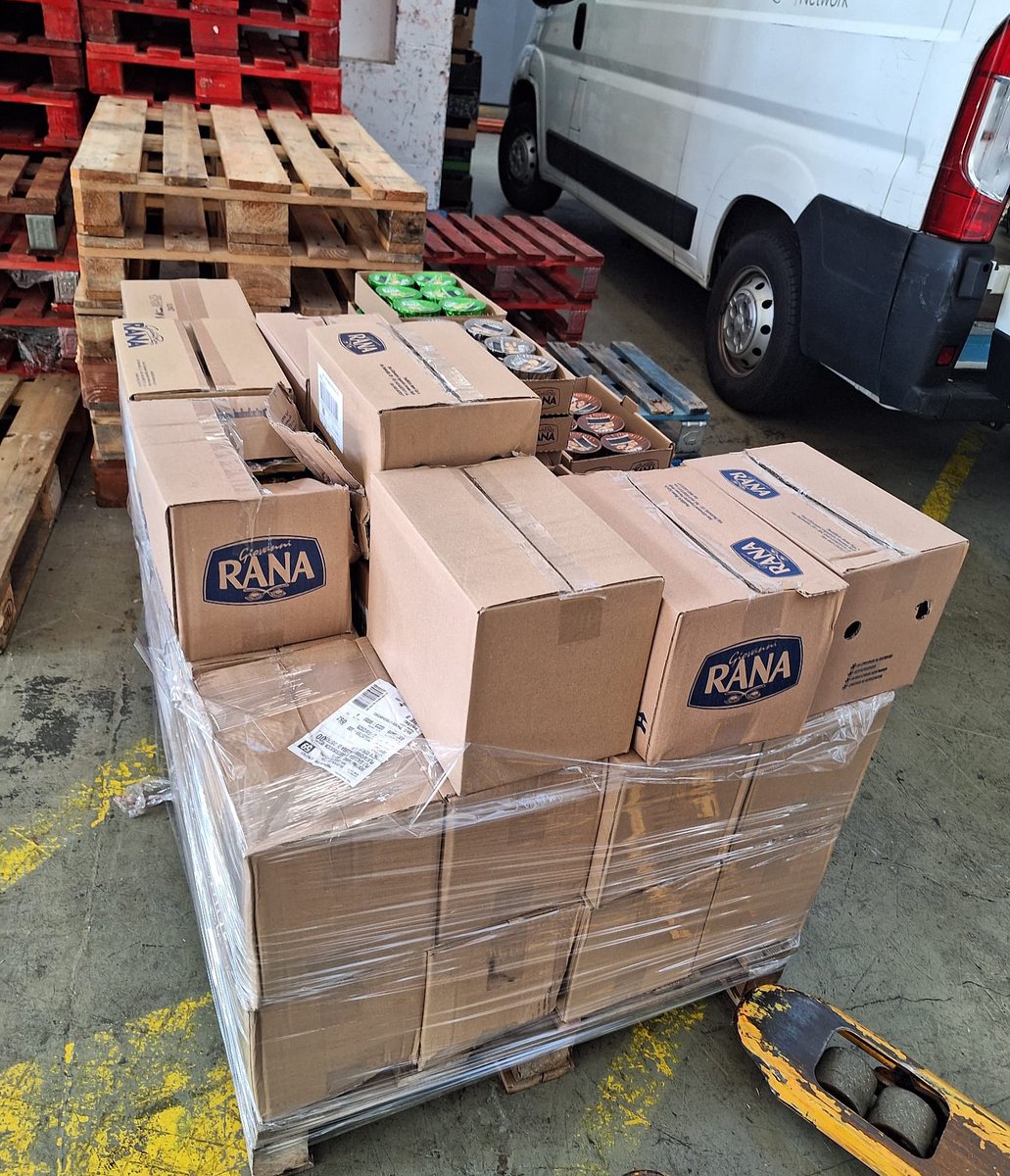 📦 RANA | Gracias a la empresa Giovanni Rana, que siempre se acuerdan de ayudarnos, sea cual sea la época del año. 9️⃣0️⃣ Kg de comida preparada, ensaladas y verduras 📦

¡Hazte voluntario! 
👩‍💻 balrial.org/entidades2/sig…
📩 Voluntarios@balrial.org
📲 604 001 206