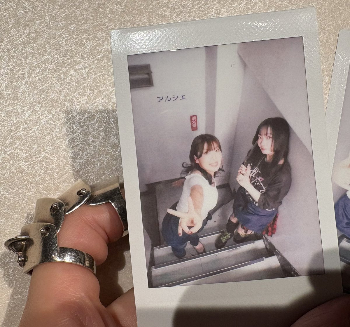 エモいチェキ。
ご購入ありがとうございました。
#ワンビル