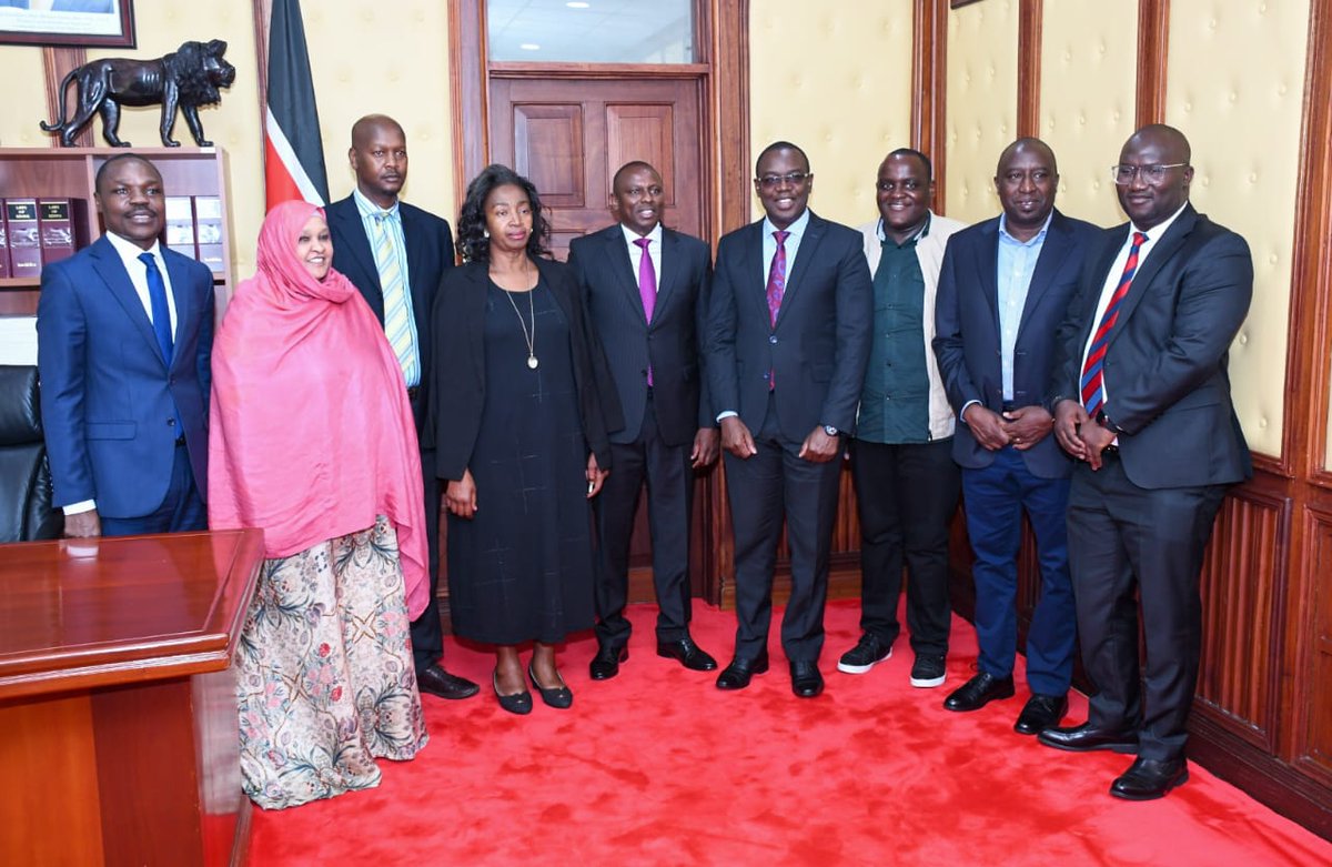 The Committee Overseeing the Implementation of the 10-Point Agenda and the NADCO Report (COIN-10), held a meeting today with the National Assembly Leader of Majority, Hon <a href="/KIMANIICHUNGWAH/">Kimani Ichung’wah</a> and the Leader of Minority, Hon <a href="/JunetMohamed/">JUNET MOHAMED, E.G.H, MP.</a> at Parliament Buildings today.

They gave us