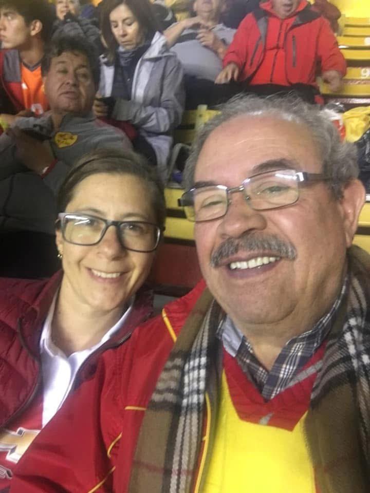 verokahlua's tweet image. Mi gran amigo Ramirito, Ramiro Montenegro, gracias por haberme dado tiempo de charlas, consejos, historia, sabiduría, medicina, bromas, de su tiempo aquí…siempre atesoraré eso mientras viva…ya nos veremos en un Superclásico por allá donde esté ahora…
Se va uno de los mejores😞