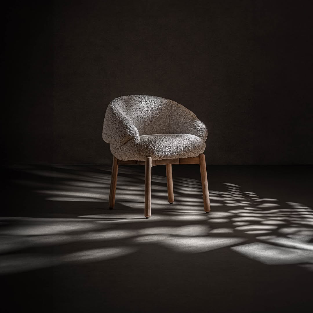 SuiteWood's tweet image. A firm structure and an organic silhouette merge in perfect balance. Discover the Jacquard armchair by @estudihac_jmferrero   for @vicalhome
