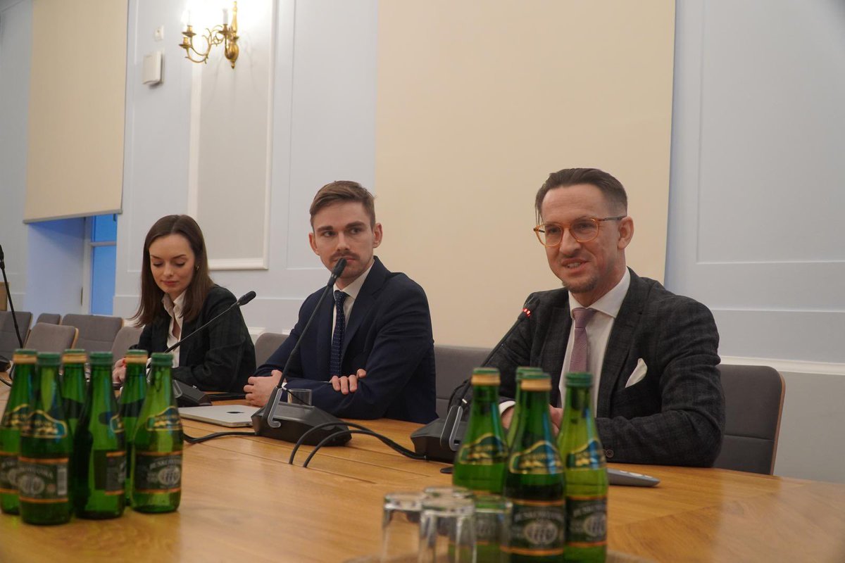 Proste Podatki tweet media