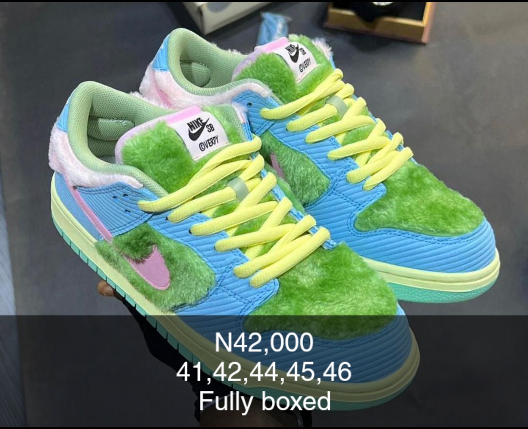 Hi guys!!
I'm currently running sales on Grade A sneakers. 
Patronise and repost please 🥺 
Location: Lagos, Nigeria. 
🚚 Worldwide 
.
.
.
.
.
.
.
.
#SpotifyWrapped Tosin Leeds Maressa #Ashes2025 #KELECHI Humble Smith HyperCroc #LEECHE Delap #Bankstrivia Sharia 2baba Apple Music