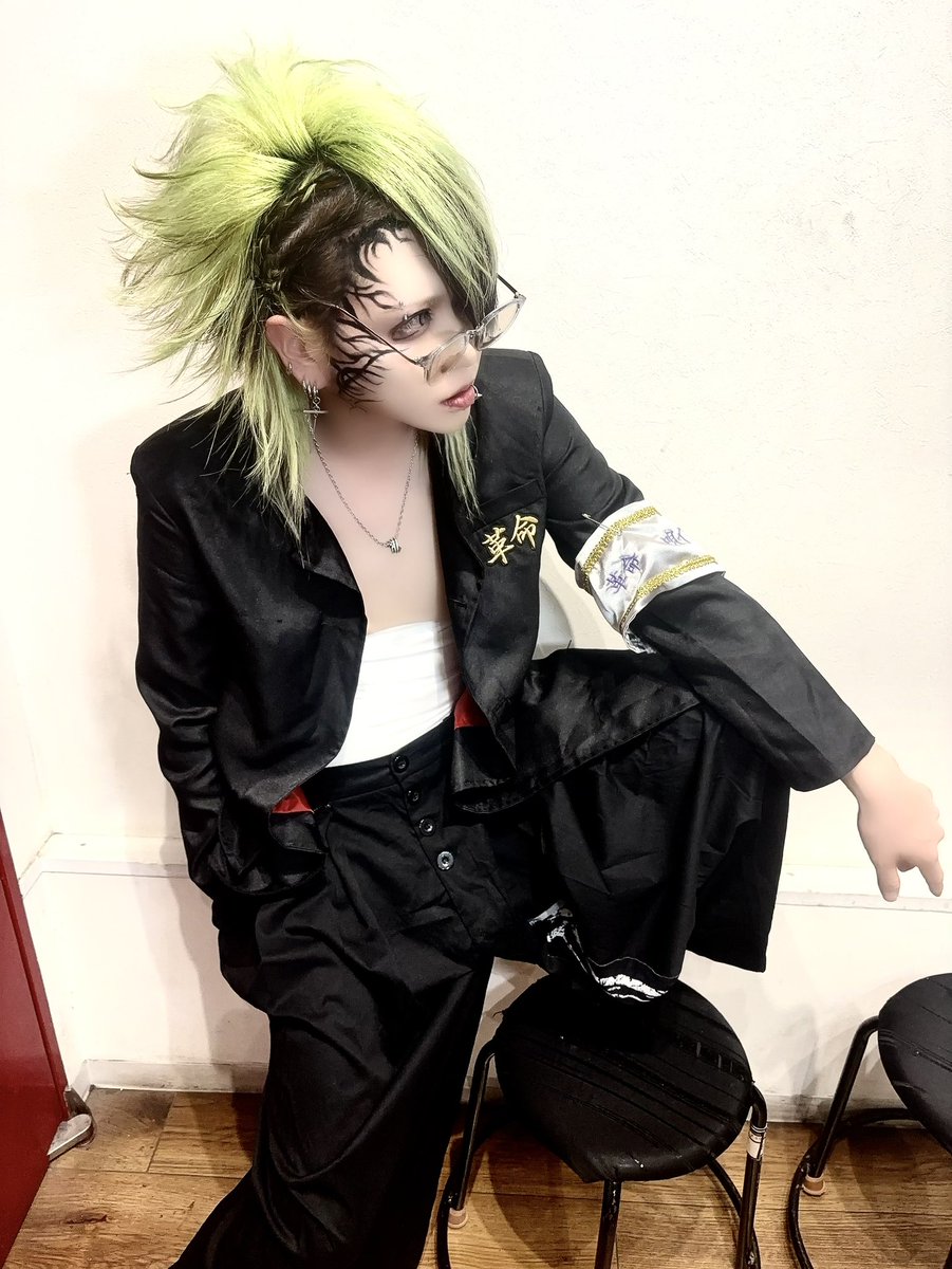 卍天上天下唯斗独尊卍