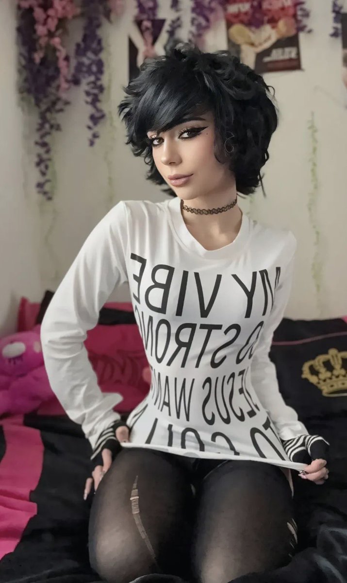FreeUse_Girls's tweet photo. Raine Volkova

“It’s ok if I confuse you sexually. You can just admit that I turn you on.”

18, Aspiring mattress actress just like her mom. Trans Fem. Cock hungry little slut. She/Her, Pansexual, Submissive bottom. Always needs something filling her ass, maybe you could be next. https://t.co/lVcq5uYwvF