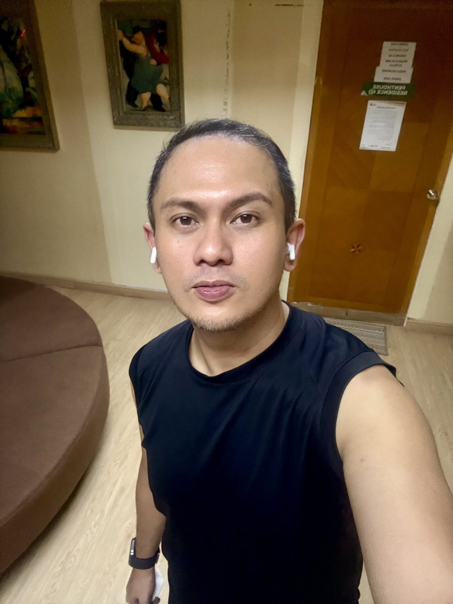 EngrGemini06's tweet photo. After gym mandatory selfie. 

#zamboanga #zamboangacity #alterzc #papawis #pinoydaddy https://t.co/78uDVHZs1z