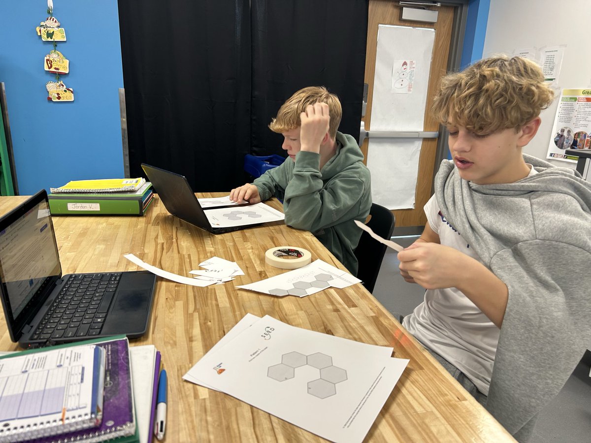 Buckyball creation in Science of Technology today. <a href="/GreatOaksOhio/">Great Oaks Career Campuses</a> <a href="/PLTWorg/">Project Lead The Way</a>