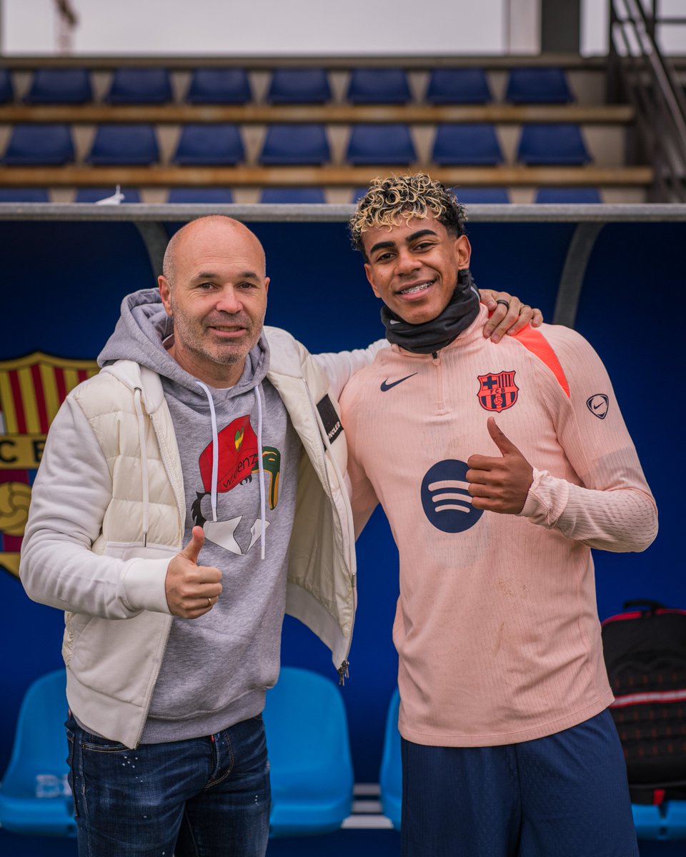 FCBarcelona's tweet photo. Magic returns ✨ https://t.co/5ocX73J4dP