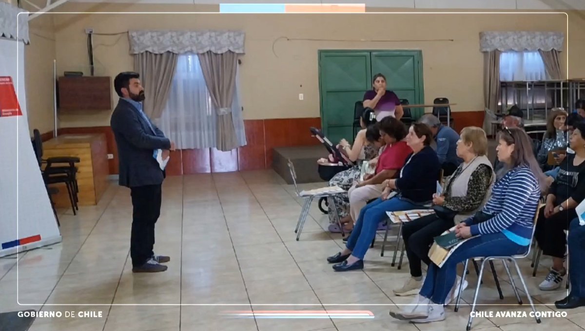 Pocas horas para que cierren las postulaciones al Subsidio Eléctrico. Los vecinos de la Villa Antumalén hicieron sus consultas y postularon, gracias a una vista que hicimos la tarde del miércoles