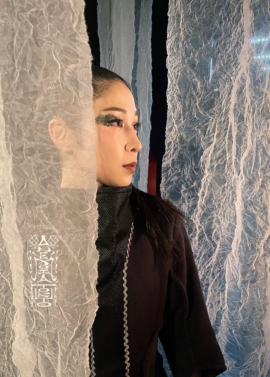 #AnemoiaTokyo 12/4 🌕

本日は3公演、ご来場いただきました皆様
ありがとうございました。

また秘密の駅でお待ちしております。

次回出演予定▷12/11(木)陰陽師役
#Immersiveexperience 
#イマーシブ
#東京 #大手町 #輝夜