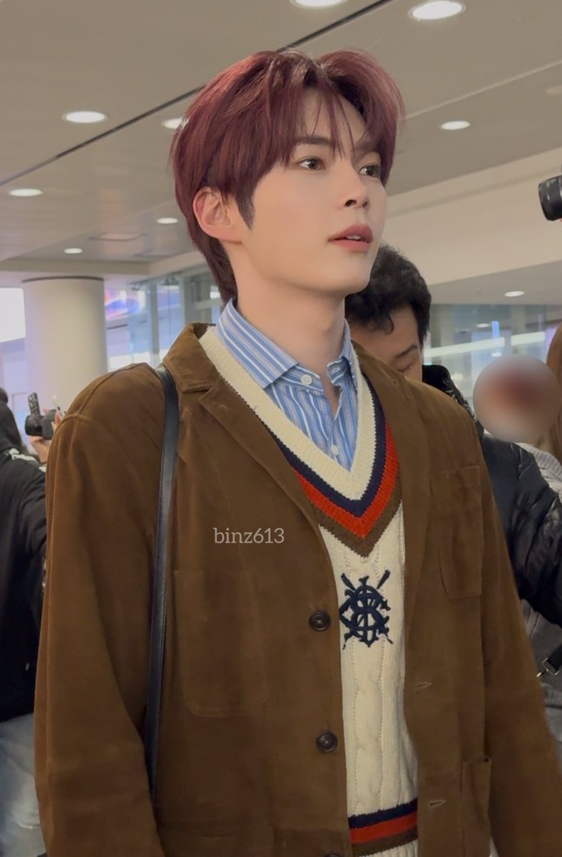 261125
ICN✈️HKG
🫶🏻🫶🏻🫶🏻
#hanbin #SUNGHANBIN #성한빈 
#ZEROBASEONE #ZB1 ＃成韓彬
#제로베이스원