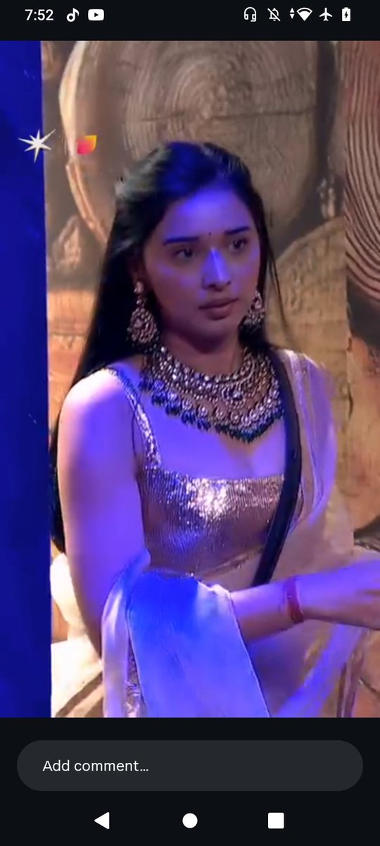 Kainnat277850's tweet photo. Best saree ever 
🌟❤️‍🔥 
VIJAYI BHAVA TANYA MITTAL
She's looking drap dead gorgeous https://t.co/muwXGQUveW