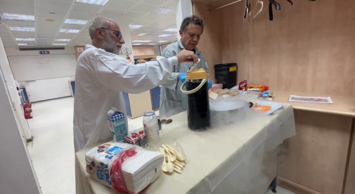 TelAvivUni's tweet photo. TAU's School of Physics and Astronomy hosted two groups of ninth-grade students from Givat Fureidis School, participants in an excellence program.

The visit aimed to bring students closer to the world of science, provide them with their first academic experience, and encourage young people from peripheral communities to consider pursuing studies in STEM fields, particularly physics.

The day began with a series of short lectures in physics, astrophysics, and other scientific fields. Dr. Adi Ashkenazi, a senior faculty member and experimental particle physicist, opened the morning by speaking about the scientific path and life in research. Graduate students then led the lectures, showing the students what real scientific research looks like in practice.

Later, students participated in a hands-on physics experiment in the lab—a free-fall experiment—under the guidance of astrophysics PhD student Sundus Mohsen Tanib, with support from the lab team. It was the first time the students worked with real research equipment, experiencing a professional experimental environment firsthand.

The day ended with a fun demonstration of ice cream preparation using liquid nitrogen, conducted by the lab team: Kobi Yakubovich, Dani Moshe, and Elkana Benkovich. The activity captivated the students and provided a tangible, engaging illustration of the power of science.

The students left inspired, curious, and joyful, sharing that the day “opened their minds” to future academic studies, especially in physics, astronomy, and the sciences. We received heartfelt positive feedback from both the students and the school’s educational staff.