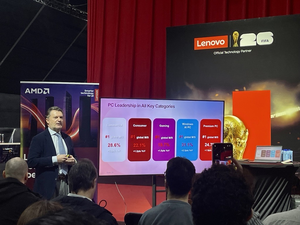 AlfaBetaJuega's tweet photo. 💻 Hoy nuestro redactor @_Torvic15 ha asistido al Lenovo Tech World Iberia ’25, donde hemos podido conocer las últimas noticias de la marca de la mano de @LenovoES

🔴 En esta presentación ha habido espacio para el área gaming, con datos que demuestran que Lenovo no para de apostar por los videojuegos