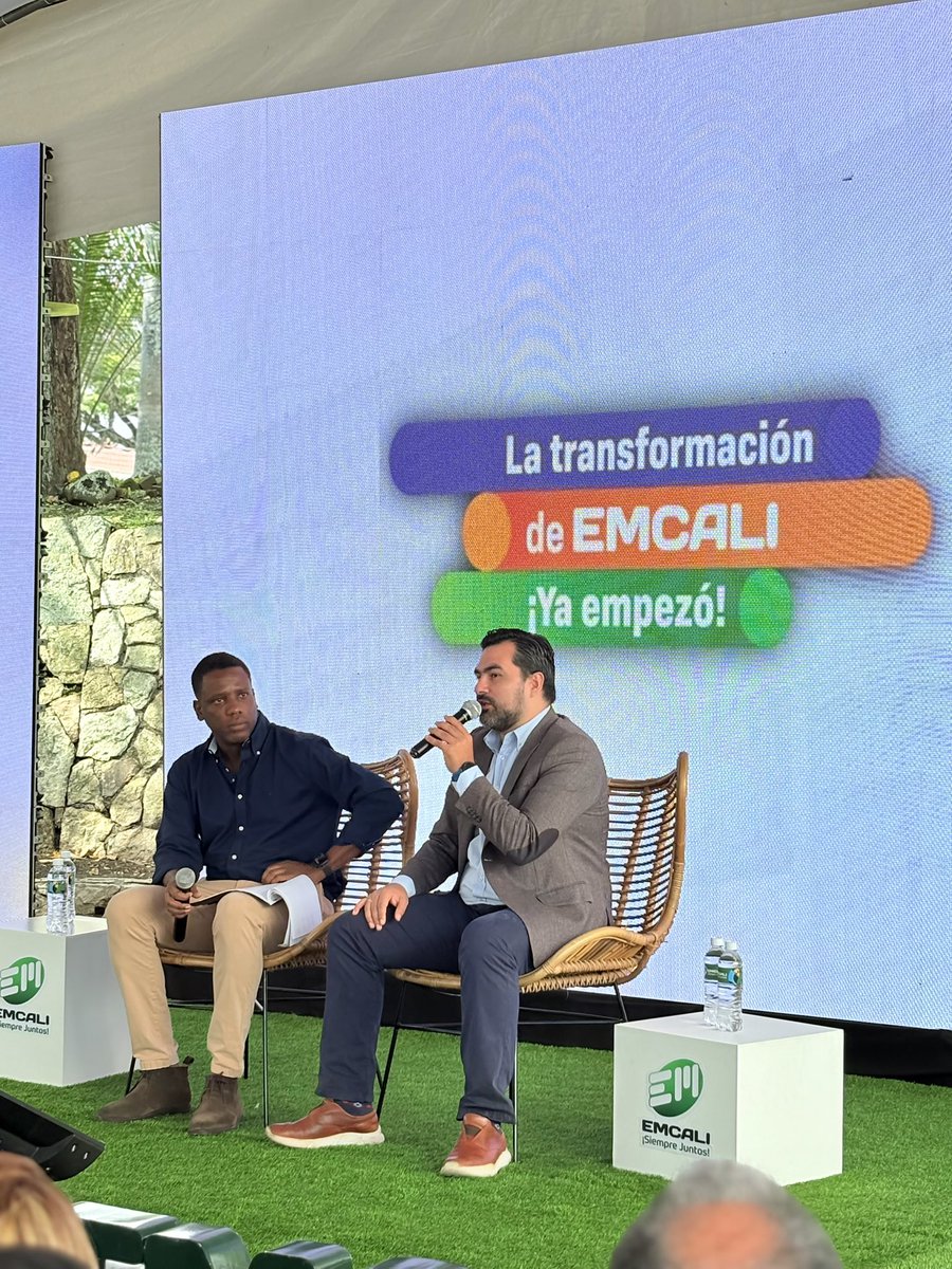 jdinsu's tweet photo. #EMCALIRindeCuentas2025 ⚡️
Presentamos los avances, inversiones y desafíos que han marcado nuestra gestión, así como los esfuerzos que hemos emprendido para garantizar a Cali un servicio de energía moderno, estable y verdaderamente eficiente 👇🏽
🔴 https://t.co/iwqstnW6xU https://t.co/qlnC3S5uUQ