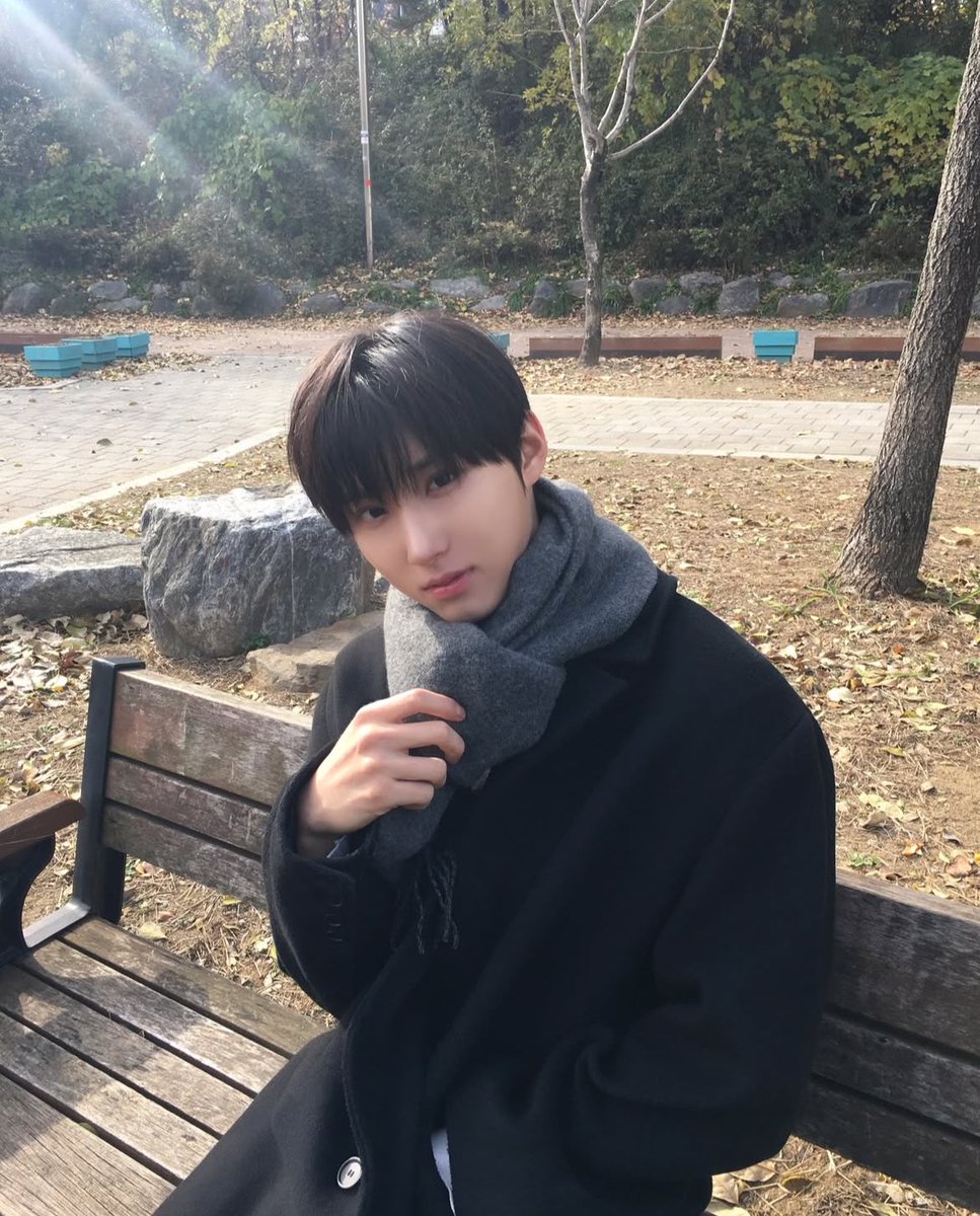 juwangcentric's tweet image. pov: that one greenest flag second lead in every k-drama