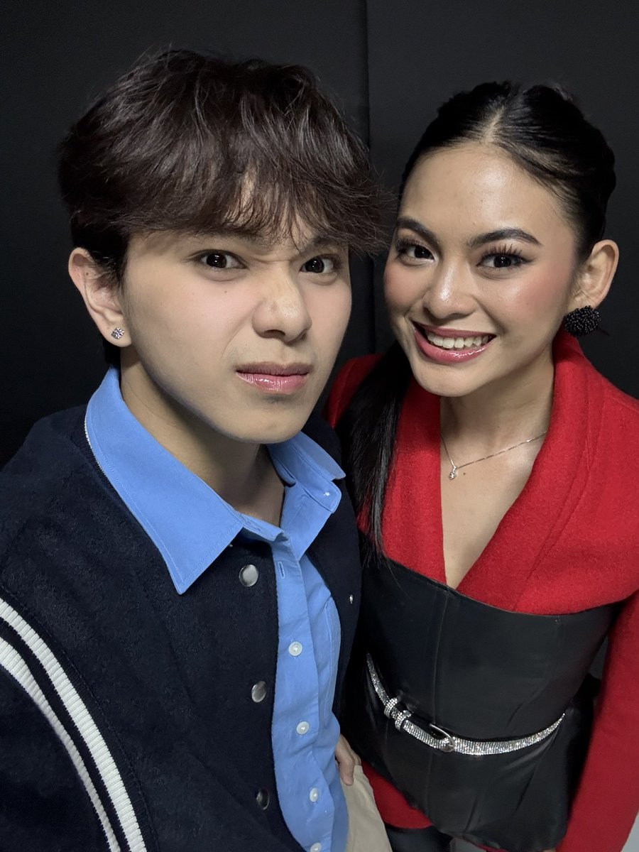 VivaOnePH's tweet photo. Nagbabalik na ang dalawang kyoties na ito!! Aaack!  

eatmore2behappy's Ang
Mutya ng Section E: Book 2 - The Dark Side, streaming only on #VivaOne!

#ANNSEBook2TheDarkSidePilotEpisode 
#AMNSEWelcomeBackToSectionE #AMNSEBook2 #AMNSE #EthanDavid #RafaVictorino  #BidaKaDito https://t.co/wWpLMnt2cv