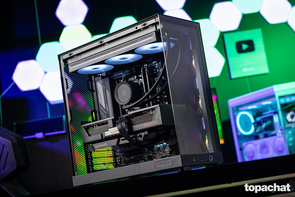 TopAchat's tweet image. 🎄 #PetitPapaTopAchat
A gagner dans le Setup 8, le musclé PC Gamer PULSAR @TurtleBeachFR !

topachat.com/pages/detail2_…

Participe ici :
topachat.com/p/content/conc…