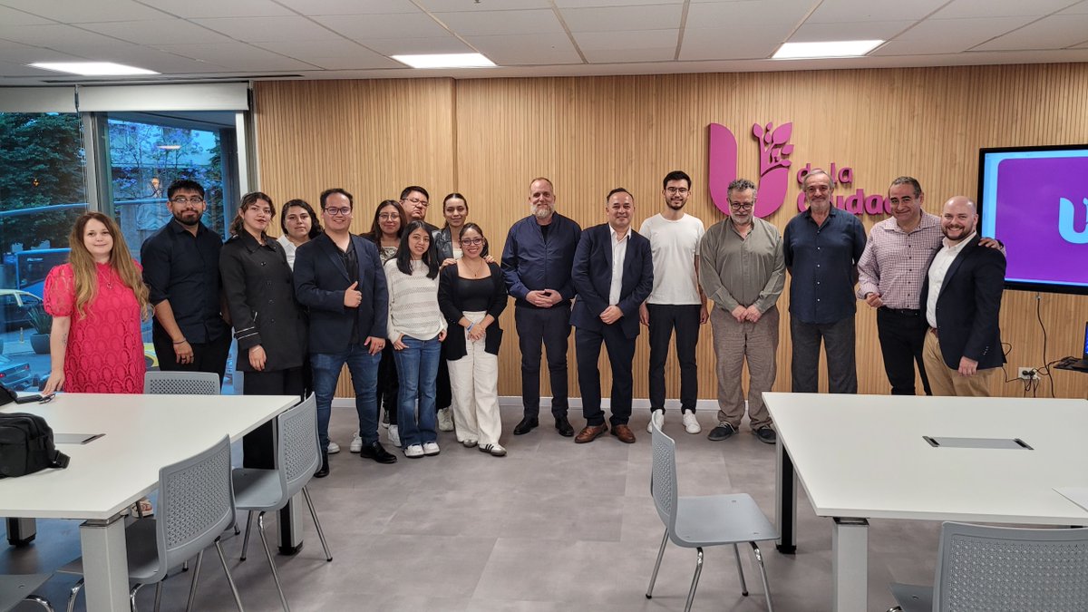 UdelaCiudad_'s tweet photo. La UdelaCiudad participó de una jornada interuniversitaria junto a la UAM (México) y la UdeMM, fortaleciendo la cooperación internacional en innovación educativa, IA y competencias para el futuro. https://t.co/GYzNeDjqIx