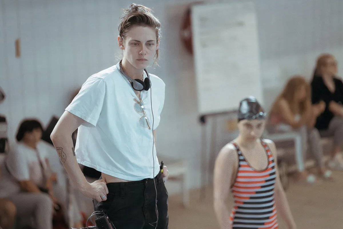 Kristen Stewart wants to avoid the system entirely directing her 2nd film: “I need 10 people to help make this movie with me in Los Angeles...for absolutely nothing in four to six weeks. We will make this in the dead of night and nobody will know it. Fucking try to shut us down.”