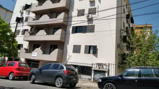 AMTdeSalta's tweet image. La AMT inicia el proceso de readecuación para la tarifa de taxis y remises
Se pondrá a disposición un documento de consulta para el público interesado desde el próximo martes hasta el lunes 15. Es para el servicio impropio de la Ciudad de Salta
 Más info👇
salta.gob.ar/prensa/noticia…