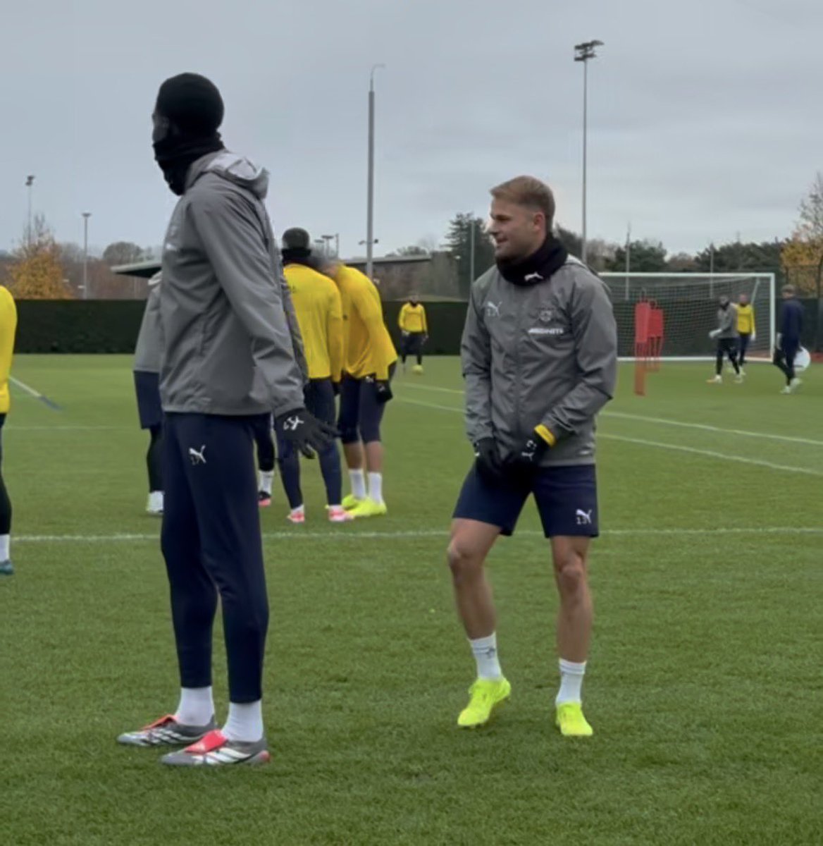 Leooooo. 🔙

#SaintsFC