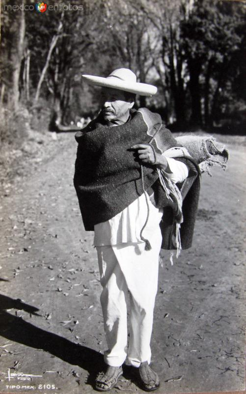 Así es como los #Chairos creen que se deben de ver los campesinos de México.