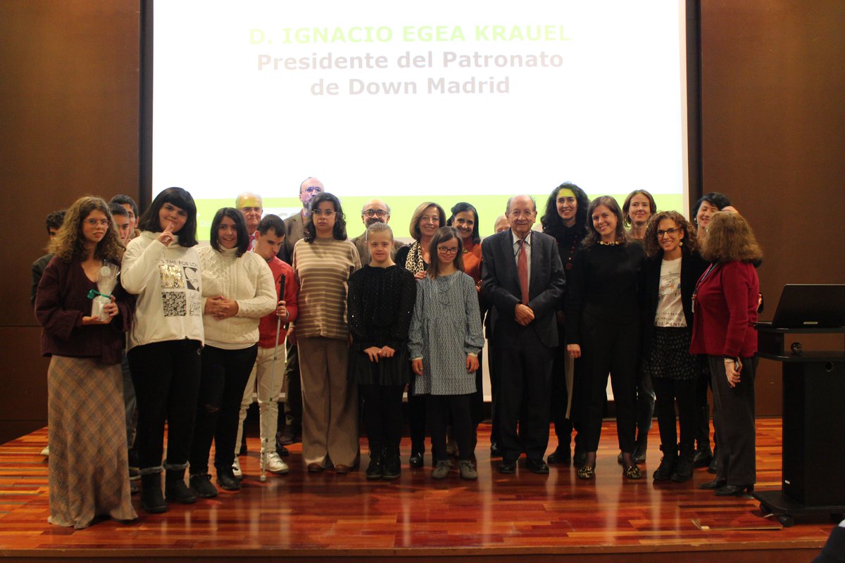 La #BNE ha colaborado un año más en la entrega de premios del XXII Certamen Literario de poesía y cuento <a href="/DownMadrid/">Down Madrid</a>, un emocionante acto que se celebró en el #DíaInternacionalDeLasPersonasConDiscapacidad 
¡Enhorabuena a los ganadores! 🏆
Nota de prensa 👇
bne.es/es/noticias/bn…