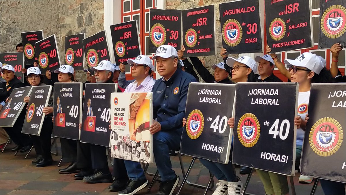 Las Trabajadoras y Trabajadores y lideres sindicales afiliados a <a href="/CTMPuebla/">CTM_FTPuebla</a> encabezados por su Líder <a href="/leobardosoto/">Leobardo Soto</a> celebra la IMPLEMENTACION de la SEMANA DE 40 HORAS, anunciada por la Presidenta de México Dra. <a href="/Claudiashein/">Claudia Sheinbaum Pardo</a>  
La implementación de la histórica iniciativa cetemista