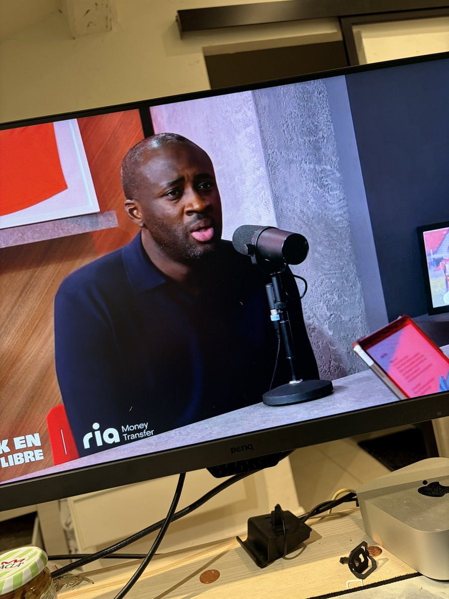 Loguito6's tweet photo. Beaucoup aimé l’interview de Yaya.
L’une des meilleurs que j’ai vu d’un joueur 
La classe https://t.co/6BHSHt503r