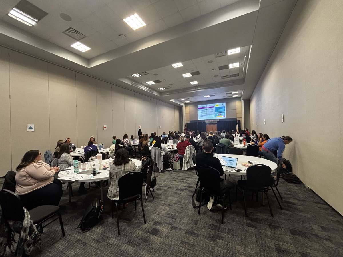 Alicia Bates tweet media