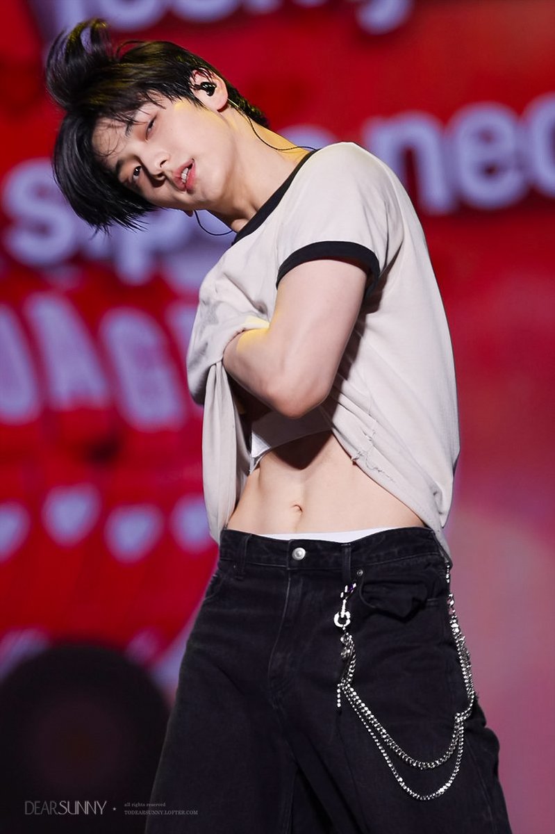 to_DearSunny's tweet photo. #수빈생일_txt 

🎂💘

<ACT : PROMISE> -EP.2- IN MACAU 

#수빈 
#SOOBIN
#TXT #투모로우바이투게더
#TOMORROW_X_TOGETHER 
@TXT_members
pics 13-14

#25SilverPagesofSoobin
#スビンの存在がMOAの宝物
#눈토끼수빈과함께하는_하이얀행복 https://t.co/xwquRsn9Yb