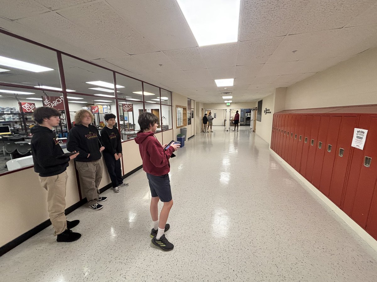 Roncalli S.T.E.A.M. Lab tweet media