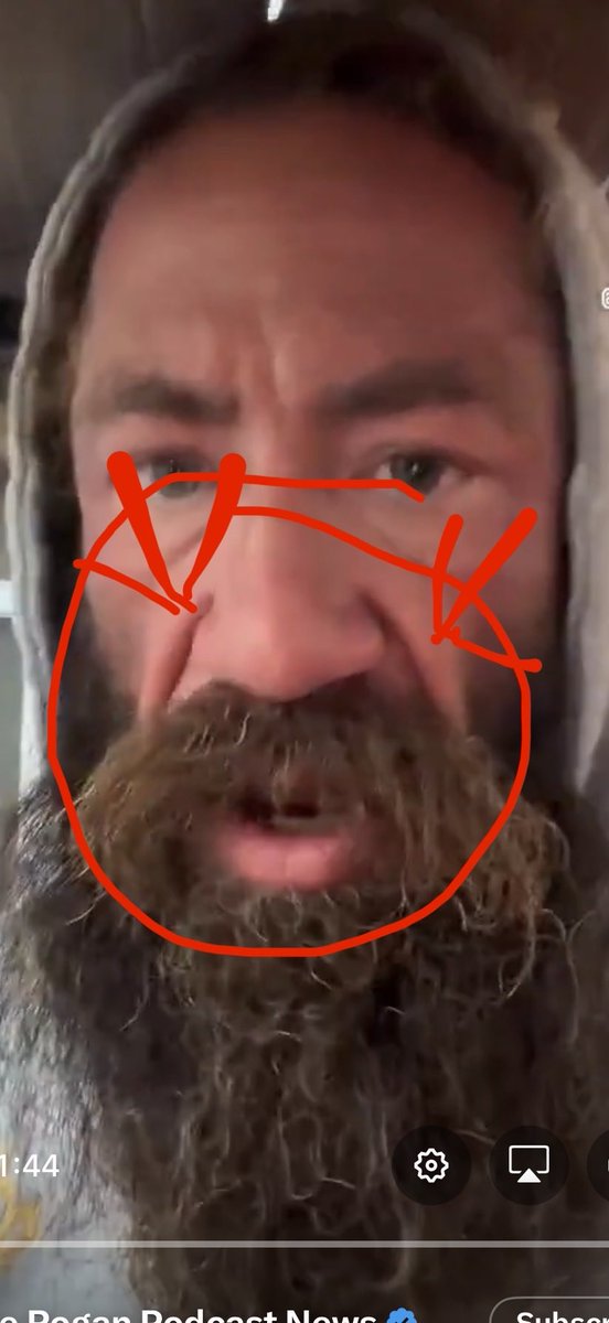 BryceCuts's tweet photo. @joeroganhq What tf even is that? https://t.co/L5FY5nAYq3