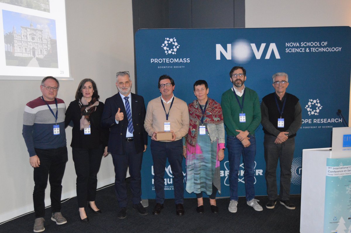 ProteomassS's tweet photo. ๐งช Thursday Session - Great talk by Andrea Speltini, Traces Lab, Department of Chemistry, University of Pavia (Italy), keynote at #SampleTreatment2025.
On new sorbents and sample preparation settings for the determination of organic compounds in complex matrices.
#bioscoperesearchgroup #proteomasss @laqv_requimte