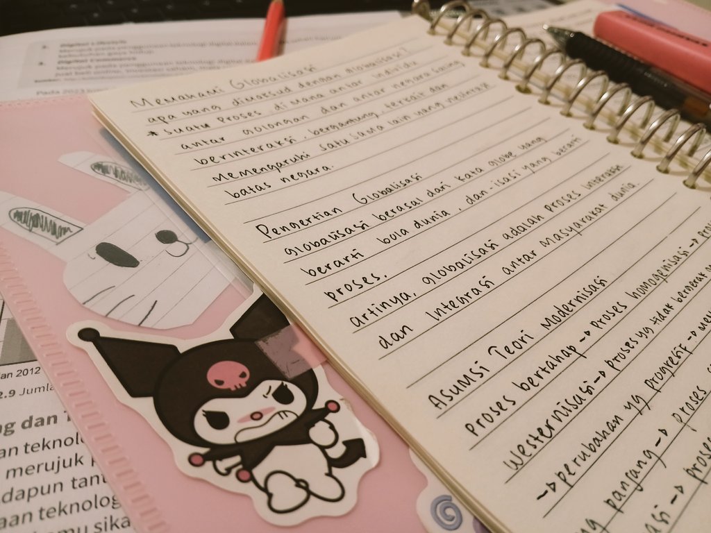 sshassyy's tweet image. malam ini aku melanjutkan belajar sosio n b inggg (wml)