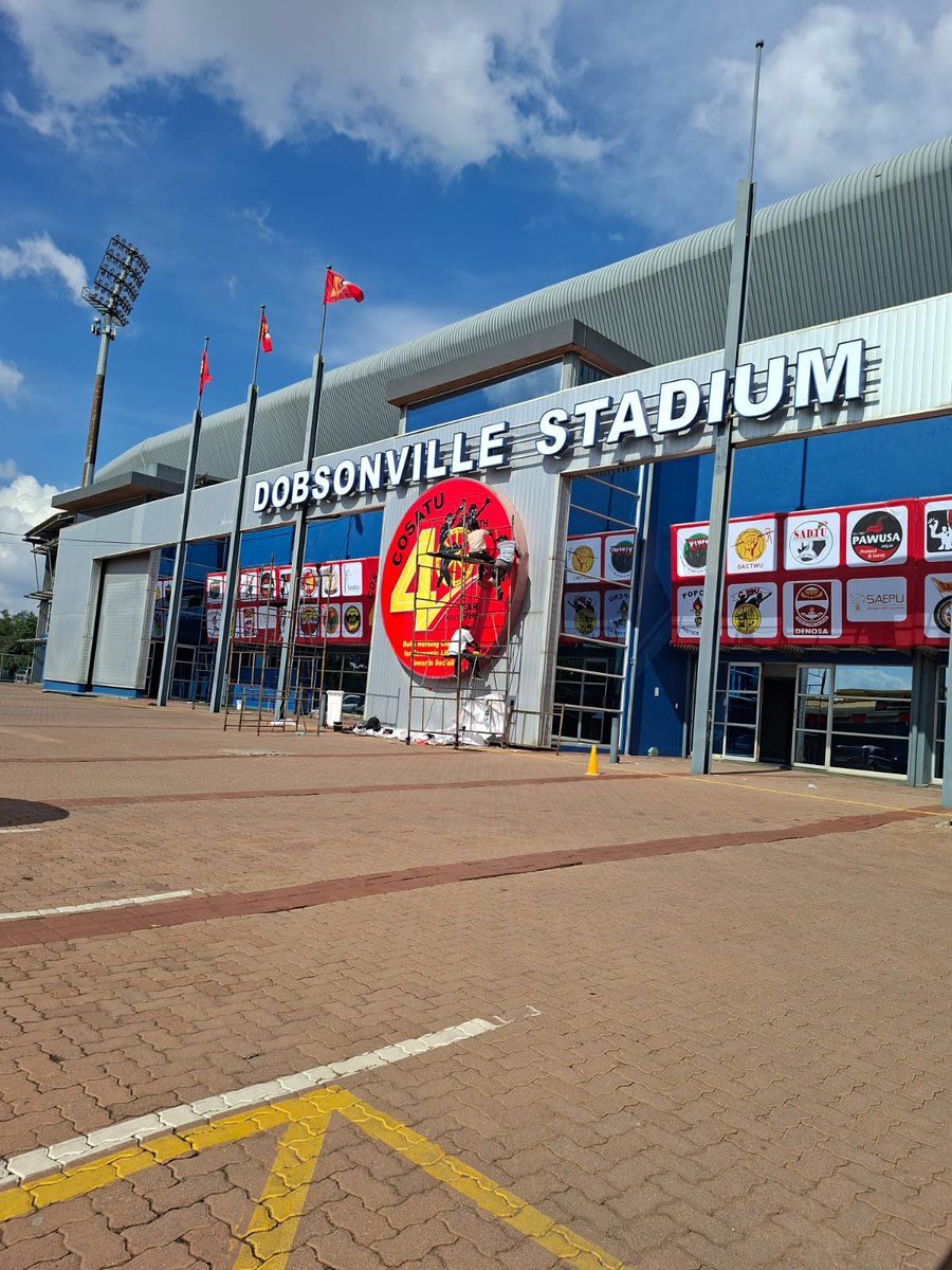 _cosatu's tweet image. Members of #COSATU mobilized workers and residents at various #Soweto townships such as Orlando, Pimville, Mndeni, Zola and Braamfischer to join #Cosatu40thAnniversary celebrations at Dobsonville Stadium on Dec 6 
 #Cosatu40 #Cosatu40thAnniversary @eNCA