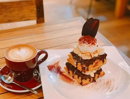 pataky22's tweet image. 夜風気持ちいい 🤣