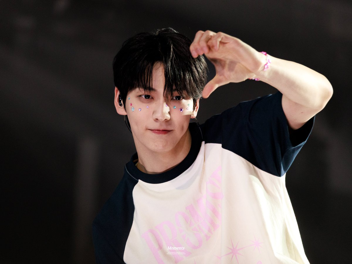 Moments_0205's tweet photo. HBD🫶🏻

#수빈 #SOOBIN
#눈토끼수빈과함께하는_하이얀행복
#25SilverPagesofSoobin https://t.co/B4YcY8G8C0