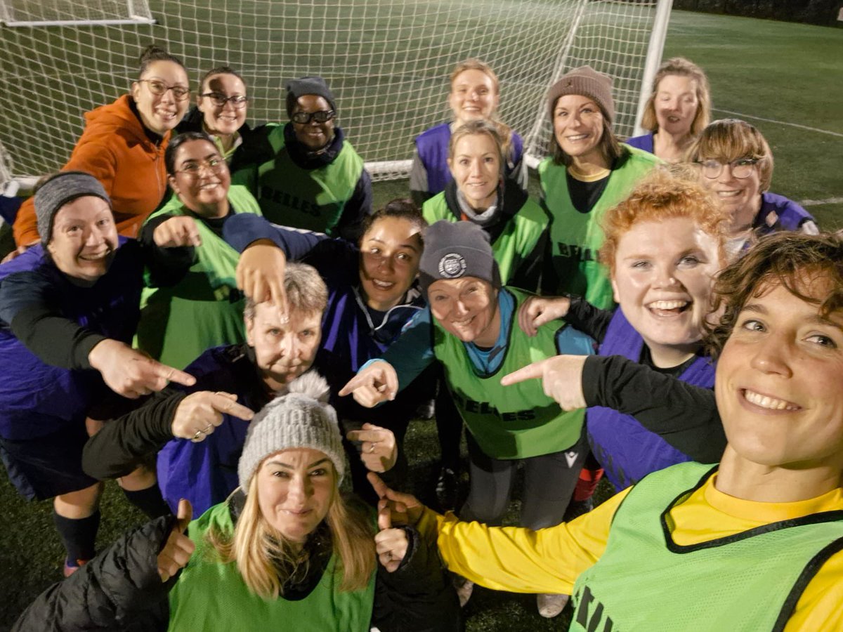 ✨ A Belles First!✨

Last night Carla scored her FIRST EVER HEADER - it was a thing of beauty! Everyone went wild…and we’re still smiling about it 🤍

Special mention to the woolly hat for the 🅰️ssist 😉

🙌 Well done Carla - moments like these are what the Belles is all about!