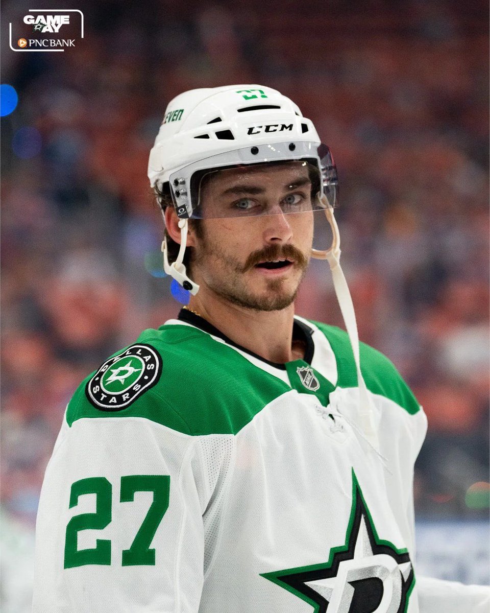 nothowyouhoped's tweet image. Mason marchment flip it around wicked witch