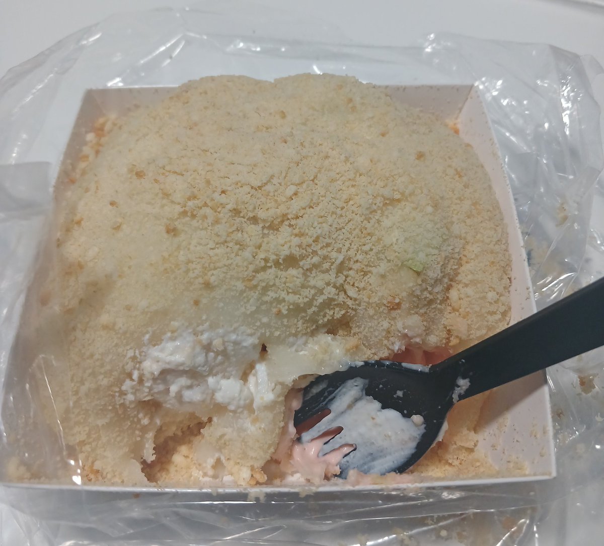 AsuraTiwa's tweet photo. ค่อนข้าง กินแล้วงงว่าคนเค้าว้าวอะไรกับของกินอะนนี้กัน
แต่พอได้กินแล้วก็หายคาใจ ครั้งแรก และครั้งเดียวพอ https://t.co/AiXGIlvMEw