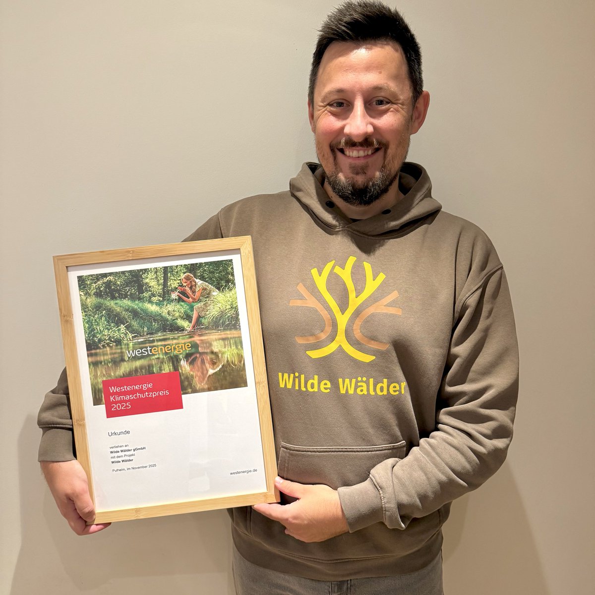 Wilde Wälder hat diese Woche den Westenergie Klimaschutzpreis verliehen bekommen! 🥳🏆🌳