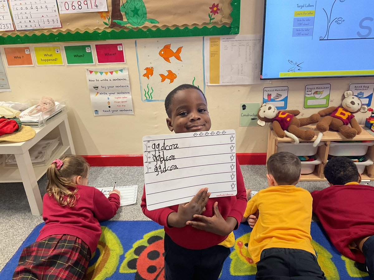 Some of our letter family challenges today!📝 <a href="/KineticLetters/">Kinetic Letters</a> <a href="/StJamesChorley/">Chorley St James</a>