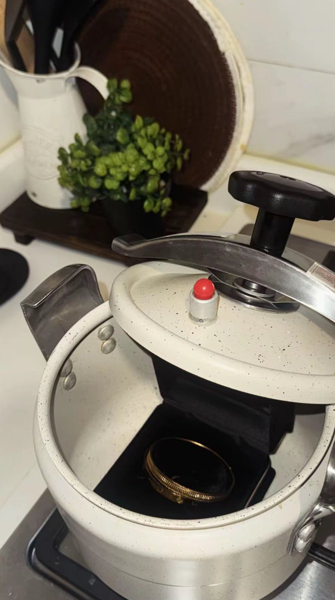 خلود tweet media