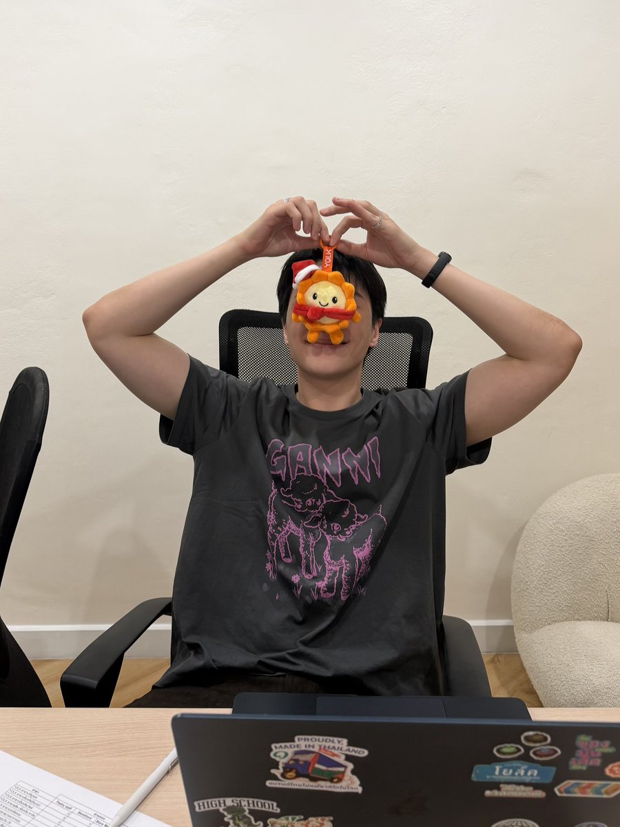 YOLK Thailand tweet media