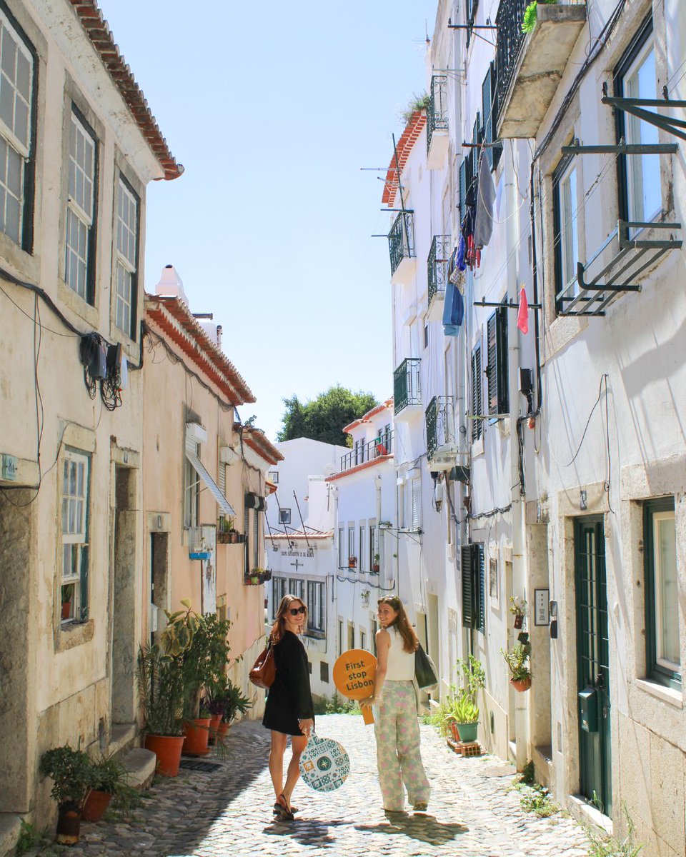 Magma_Erasmus's tweet photo. Before classes began, first-year MAGMa students Esther and Feodora from the Netherlands connected online and explored Lisbon together. MAGMa is about more than academics — it’s about connecting, collaborating, and engaging with a diverse, international cohort 📚🌍✨ https://t.co/wlwbZlC36J